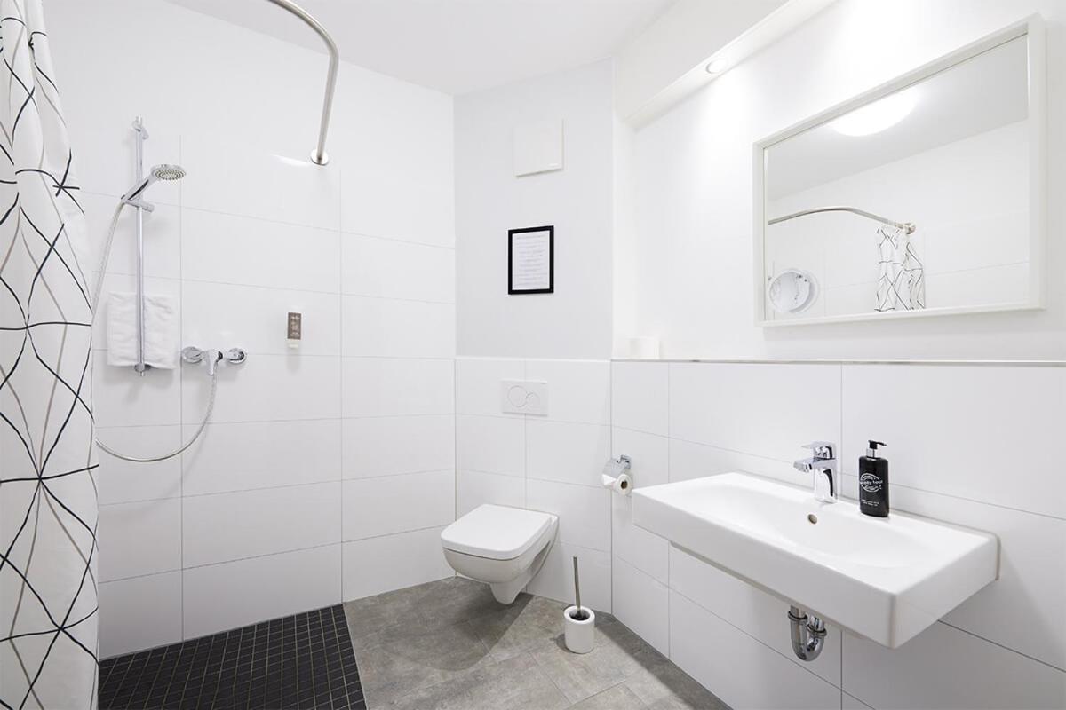 Hotel Sarah Heinsberg  Eksteriør billede