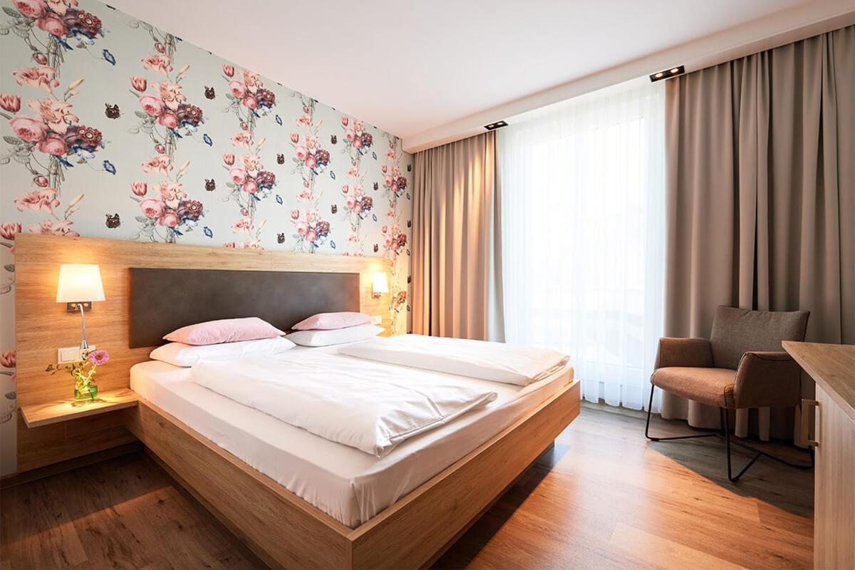 Hotel Sarah Heinsberg  Eksteriør billede