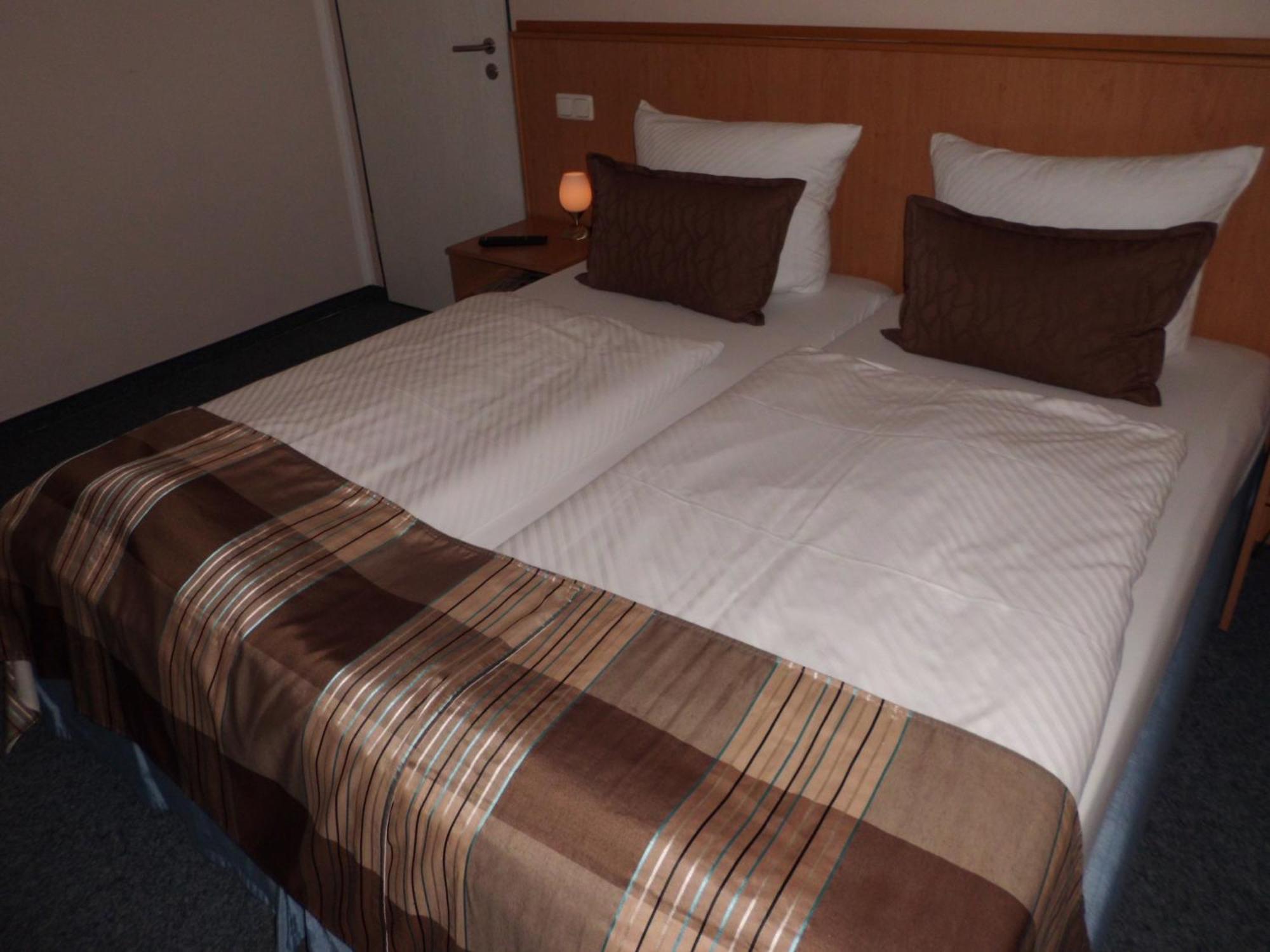 Hotel Sarah Heinsberg  Værelse billede